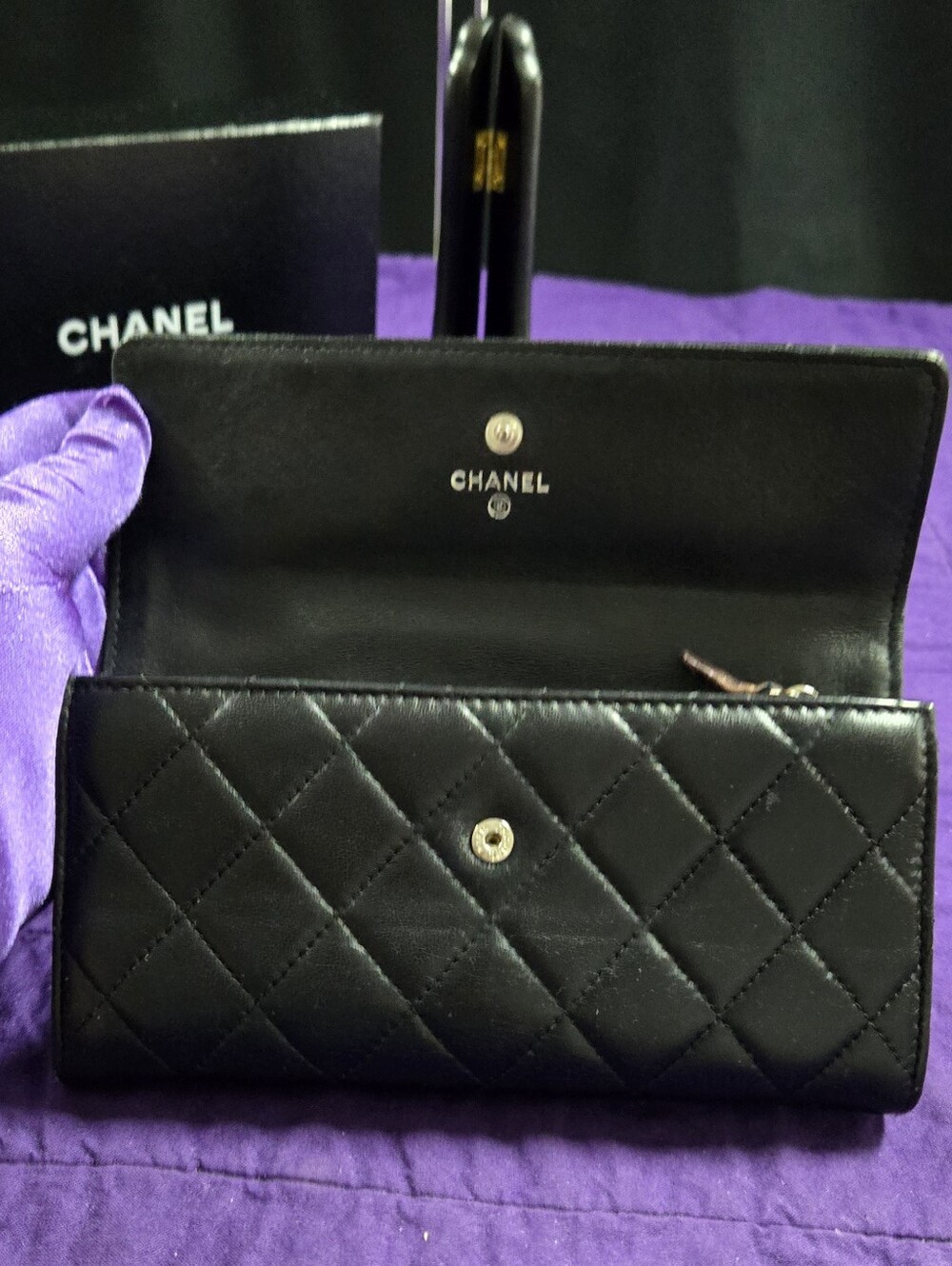 CHANEL Black Quilted Continental Leather Wallet with SilverTone CC - Picture 3 of 14
